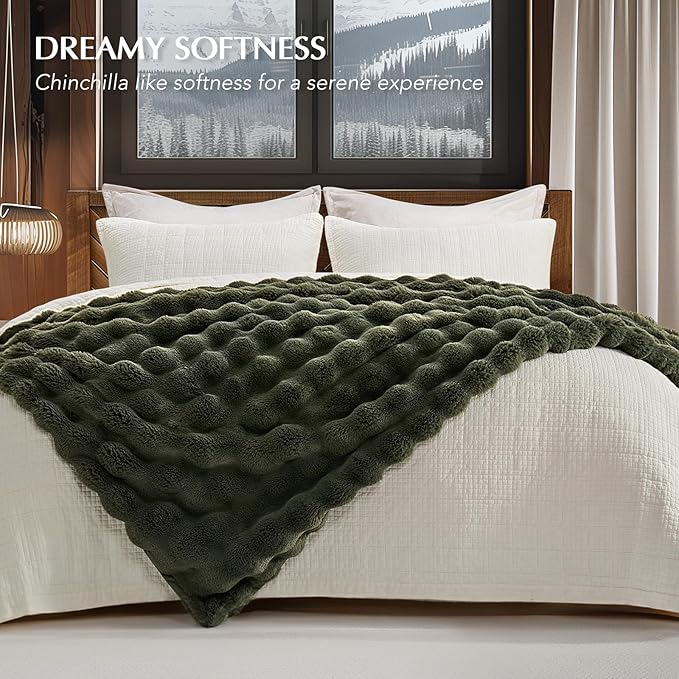 EverGrace Ultra Soft Luxury Fluffy Faux Rabbit Fur Throw Blanket, Thick Warm Bubble Throw for Bed, Cozy Plush Reversible Blankets for Couch, Chair, Sofa, Green, 50x60 Inches