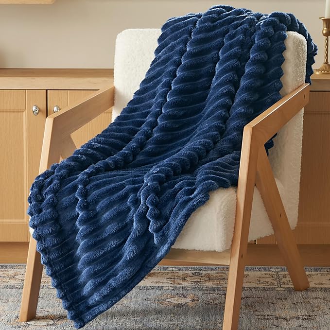 Joiedomi Navy Blue Throw Blanket for Couch, Soft & Warm Blue Fleece Blankets Gifts for Women Men Mom, Cozy Cute Soft Throw 50x60 Inches
