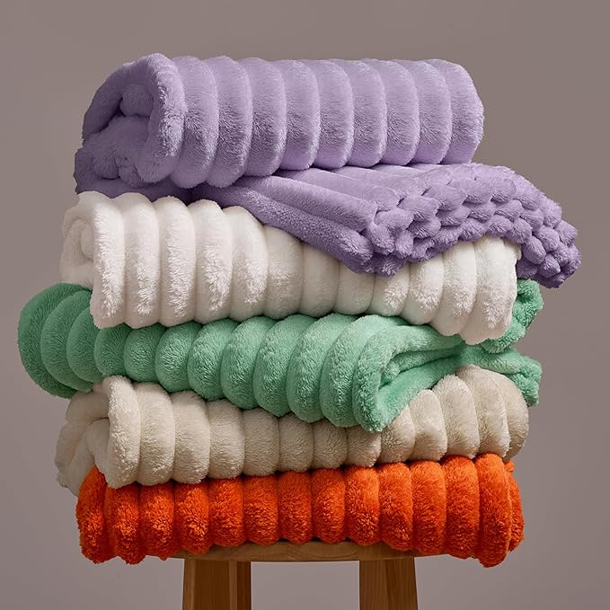 Joiedomi King Size Blanket for Bed, Soft & Warm Purple Fleece Blankets Gifts for Women Mom, Cozy Cute Soft Throw 108x90 Inches
