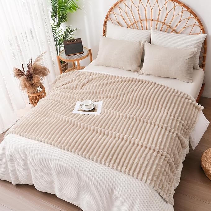 Vessia Flannel Fleece Throw Blanket for Couch,Sofa,Bed, 300GSM Striped Camel Throw Blanket for Adults and Kids, Super Soft Warm Cozy Lightweight Home Decor for All-Season(50x70inch)