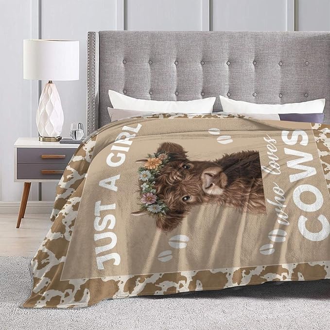 Highland Cow Throw Blanket - Soft Plush Fleece Farm Animal Bedding Blankets- Cozy Cow Print Stuff Gifts for Women Girls Kids 50"X60"