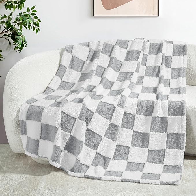 Exclusivo Mezcla Fleece Blanket Queen, Cozy Lightweight Fuzzy Checkered Blanket for Bed, Suitable for All Seasons, Light Grey, 90" x 90"