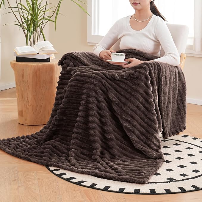 Vessia Flannel Fleece Throw Blanket for Couch,Sofa,Bed, 300GSM Striped Brown Throw Blanket for Adults and Kids, Super Soft Warm Cozy Lightweight Home Decor for All-Season(50x70inch)