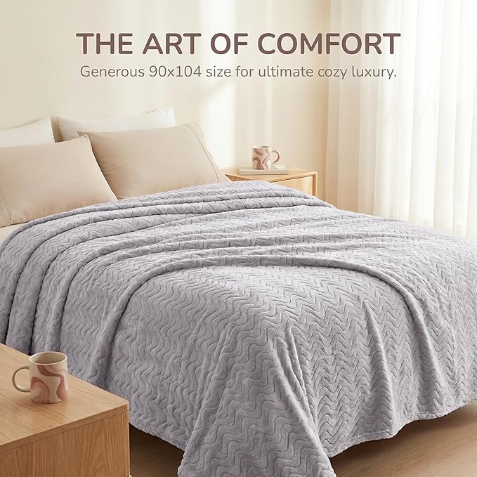 Exclusivo Mezcla King Blanket for Bed, Cozy Lightweight Fleece Blankets for All Season, Decorative Giftable Fuzzy Plush Wave Textured Suitable for Women, Men, Light Grey, 90x104 Inches