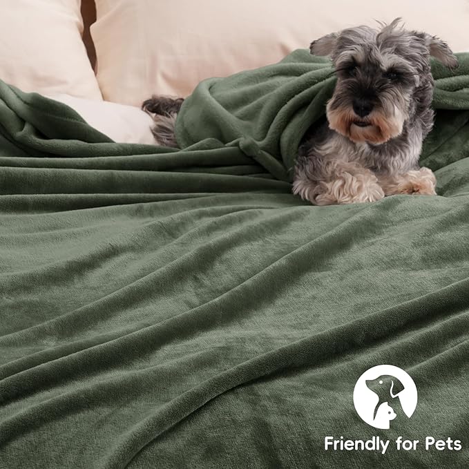 PHF Ultra Soft Fleece Blanket King Size, No Shed No Pilling Luxury Plush Cozy 300GSM Lightweight Blanket for Bed, Couch, Chair, Sofa Suitable for All Season, 108" x 90", Olive Green