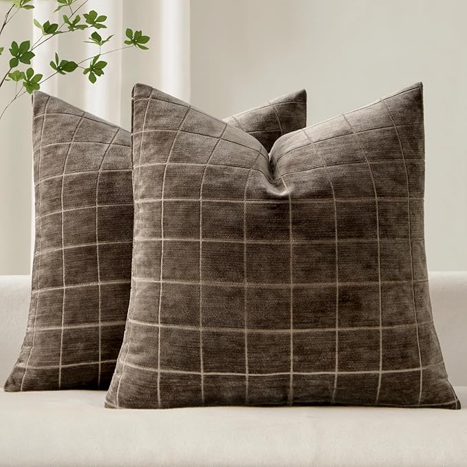 MIULEE Decorative Chenille Check Throw Pillow Covers Vintage Plaid Couch Pillows 20x20 Inch Set of 2 Neutral Boho Farmhouse Cushion Covers Modern Home Decor for Sofa Bed Living Room Brown