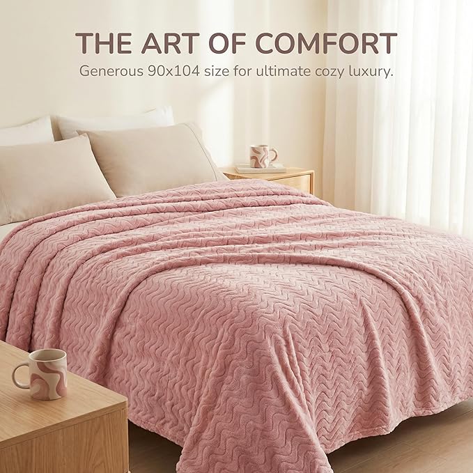 Exclusivo Mezcla Twin Blanket for Bed, Cozy Lightweight Fleece Blankets for All Season, Decorative Giftable Fuzzy Plush Wave Textured Suitable for Women, Men, Pink, 90x66 Inches