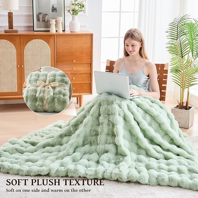 Faux Fur Twin Blanket for Couch, 1000 GSM Cozy Fuzzy Fluffy Soft Plush Thick Bubble Sherpa Blanket for Sofa Bedroom Living Room, Mothers Day Birthday Gifts for Women Home Decor