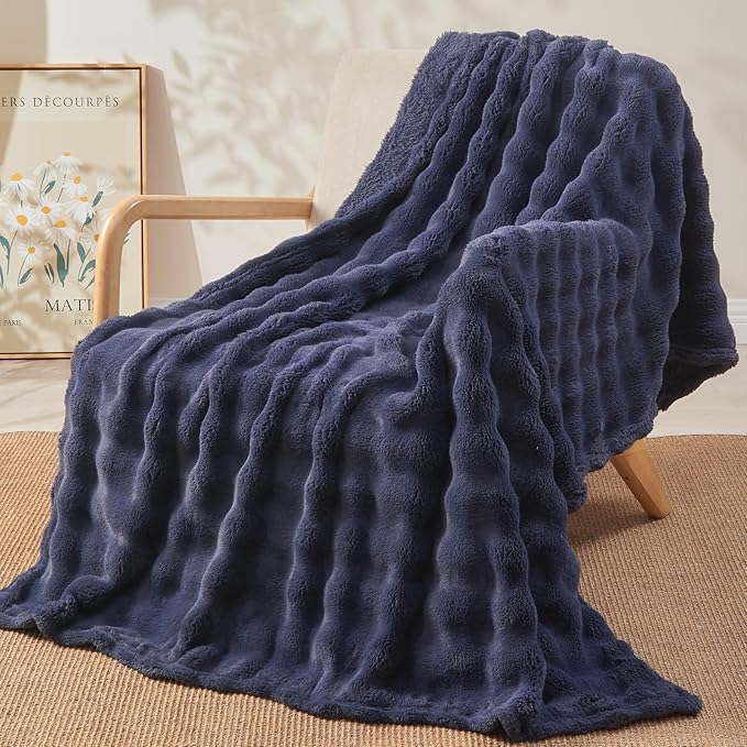 NEWCOSPLAY Twin Blanket for Couch Dark Navy Super Soft Flannel Fleece 3D Bubble Lightweight Bed Blanket All Season Use (Dark Navy, Twin(60"x80"))