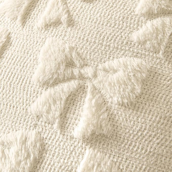 MIULEE Cream White Bow Pillow Covers Coquette Room Decor Aesthetic Set of 2 Spring Decorative Cute Girl Soft Plush Faux Pillowcase for Preppy Room Decor Bedroom Couch,18x18 Inch