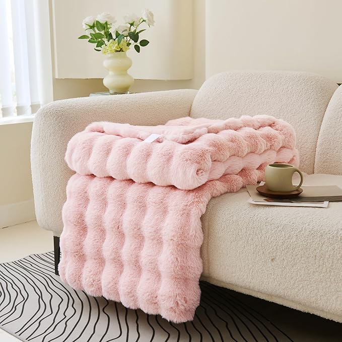 Comelady Faux Rabbit Fur Throw Blanket for Couch,Soft Fluffy Thick Bubble Blanket for Bed Sofa Room Decor-Lightweight Cozy Fuzzy Blanket Gifts for Women,Light Pink,50"×60"
