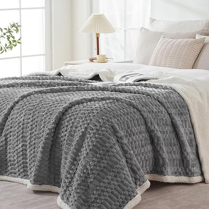Sherpa Throw Blanket for Couch Flannel Cozy Soft Thick Blanket Warm Twin Blanket for Bed Fleece Home Decor Gifts, Z01 - Gray, 60"*80"