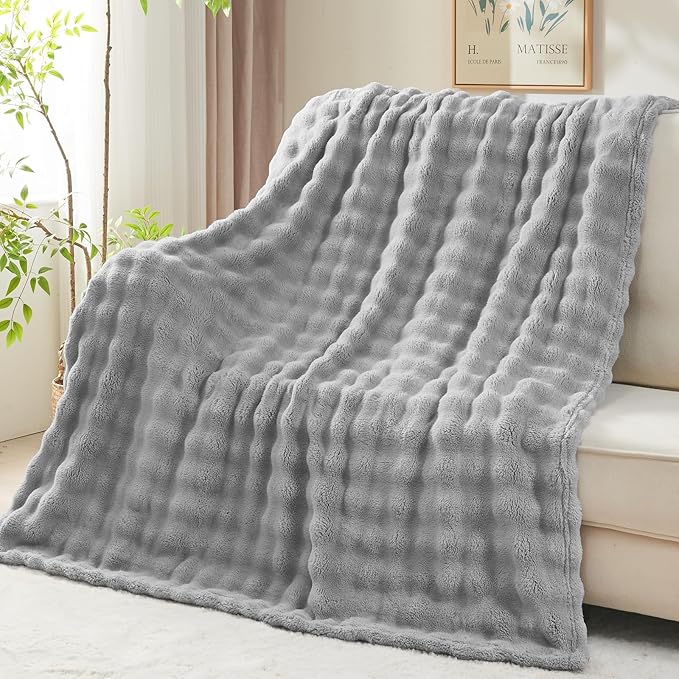 NEWCOSPLAY Queen Blanket for Couch Grey Super Soft Flannel Fleece 3D Bubble Lightweight Bed Blanket All Season Use (Grey, Queen(90"x90"))