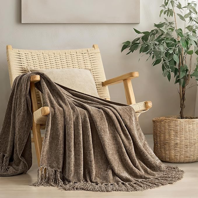 EVERGRACE Soft Polyester Throw Blanket for Couch, Cozy Plush Fuzzy Decorative Polyester Knit Throw Blanket with Tassels,Lightweight Blanket and Throws for Bed Sofa Gift Home Decor, Mocha Brown 50"x60"