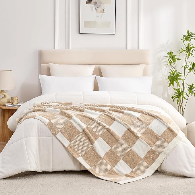 Snuggle Sac Checkered Blanket, Beige Throw Blanket for Couch Plaid Microfiber Fluffy Warm Cozy Soft Oversized Throw XL Reversible Checkerered Blankets for Sofa, Chair, Bed, 50x70 inches