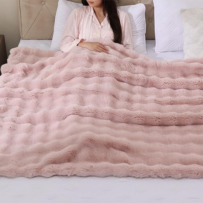 Cozy Fluffy Plush Faux Fur Blanket Pink 50x60 Inch Super Soft Fuzzy Thick Throw Blanket for Sofa Couch Bed