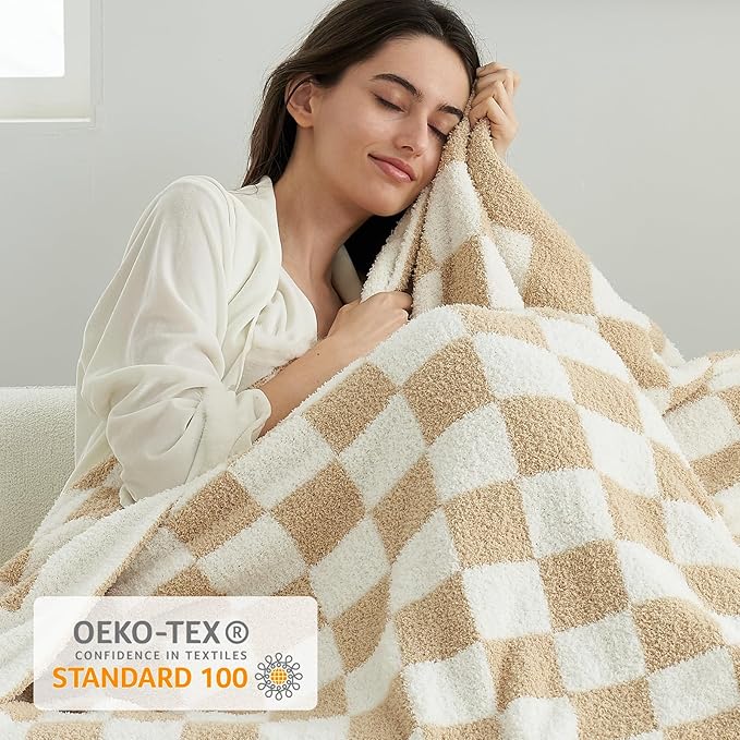 Snuggle Sac Checkered Bedding Blanket Twin Size 60x80, Super Soft, Cozy Warm Knit Blankets, Reversible Breathable Lightweight Fluffy Throws for Sofa, Bed, Checkered Beige, 60x80 Inches