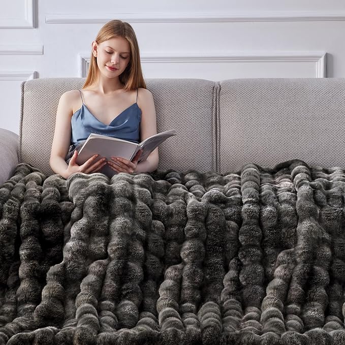 Faux Fur Throw Blanket, 1000GSM Fluffy Soft Bubble Blanket for Couch Bed, Cozy Plush Warm and Thick Blanket, Fuzzy Rabbit Throw for Living Room Bedroom 50''*60'' Tie-dye Grey