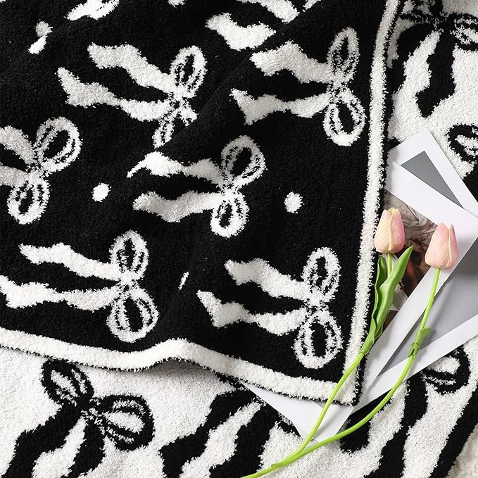 Buryeah Black Bow Blanket Soft Microfiber Double Sided Bow Throw Blanket 50"x 60" Coquette Aesthetic Plush Bedding Stuff Sofa Chair Dormitory Room Decor for Women, Wedding Bridesmaid Gifts, Mother