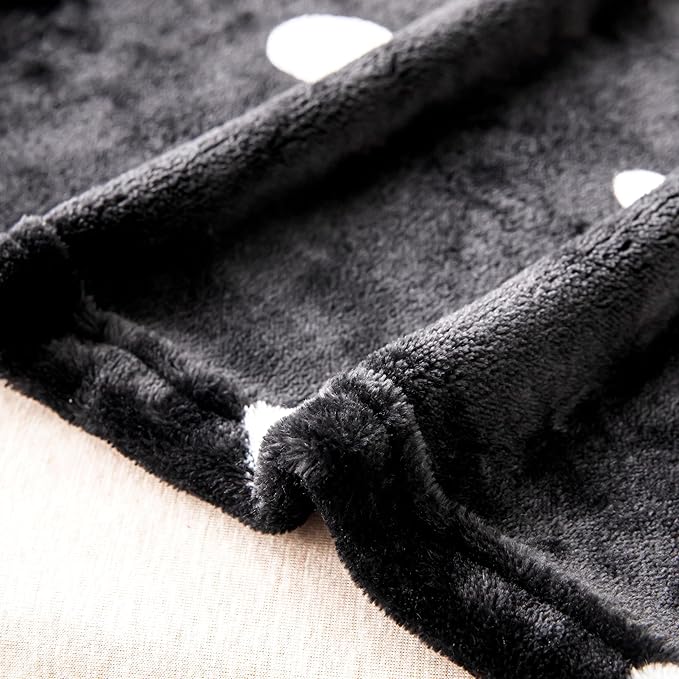 COOVA Oversized King Fleece Blanket 120x120 inches, Soft Cozy Warm Giant Extra Large 10'x10' Blanket for Bed, Sofa, Couch,Travel, Camping, California Huge Flannel Big Throw Blanket, Black/White Dots