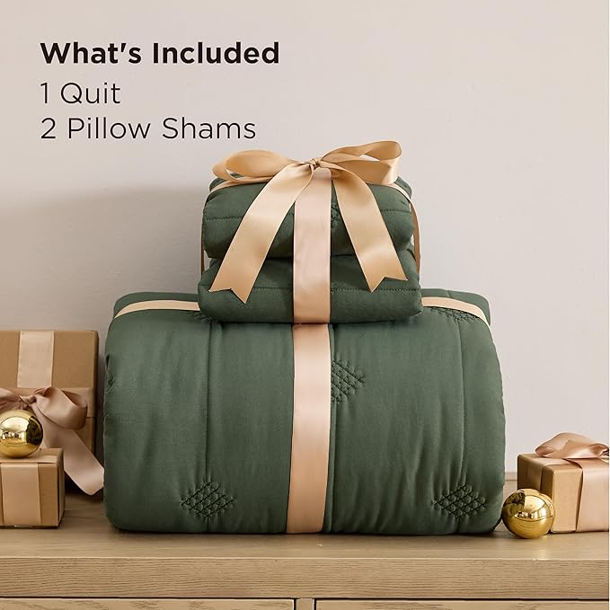 Bedsure King Size Quilt Sets – Ultra Soft Lightweight Green Bedspread Coverlet with 2 Pillow Shams, Breathable & Cozy Quilted Bedding, All Season Bedroom Decor, 3 Piece (106x96 Inches)