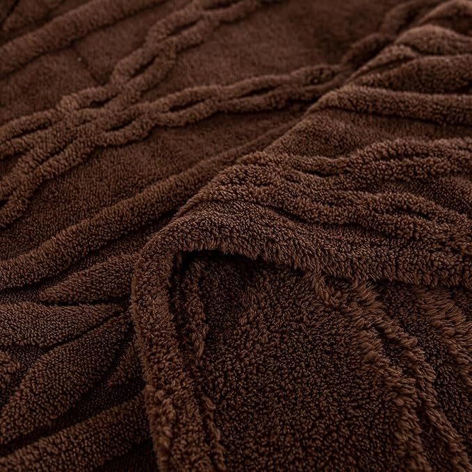 YUSOKI Sherpa Large Throw Blanket Single Layer,Light Weight(1.7lb),370GMS-3D Stylish Design for Gift Home Decor (Brown,50"x65")