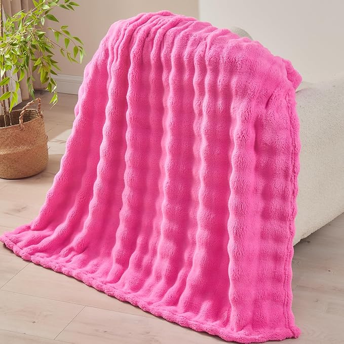 NEWCOSPLAY Throw Blanket for Couch Hot Pink Super Soft Flannel Fleece 3D Bubble Lightweight Bed Blanket All Season Use (Hot Pink, Throw(50"x60"))