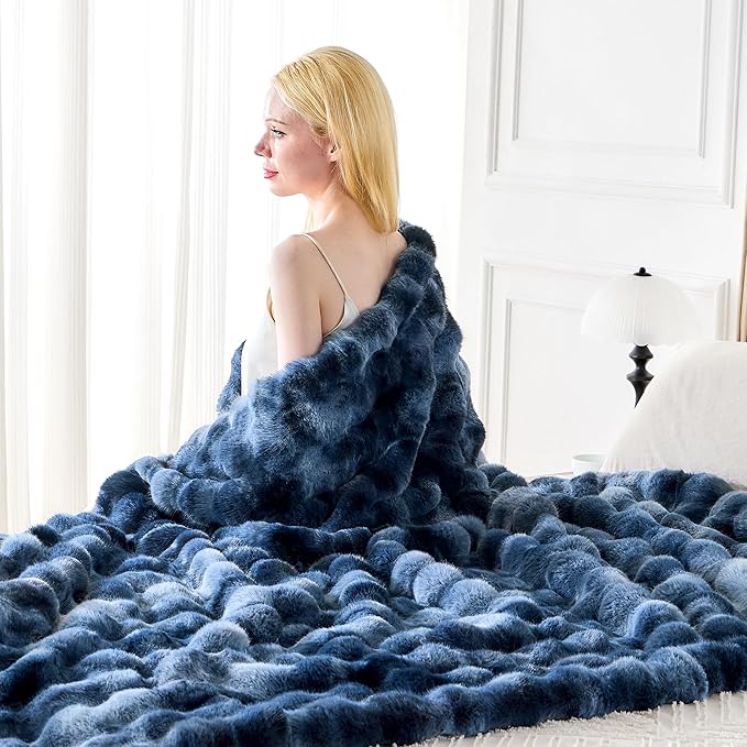 Luxury 1000GSM Faux Rabbit Fur Throw Blanket, Super Heavy Warm Cozy Blankets for Couch Bed Sofa, Bubble Plush Fuzzy Elegant Soft Reversible Mink Blanket for Living Room Bedroom, Tie-dye Blue