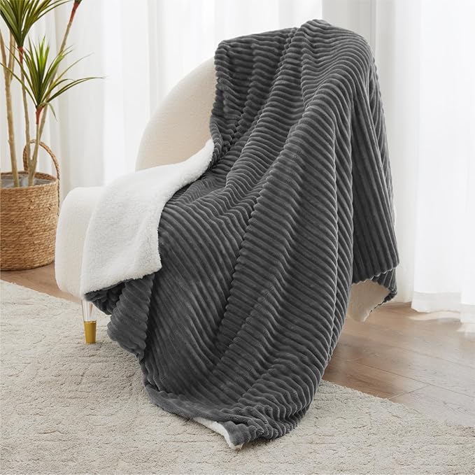 Sherpa Blankets King Size - Fleece King Size Blanket for Bed, Soft and Warm Throw Blanket for Winter, 108" x 90", Grey