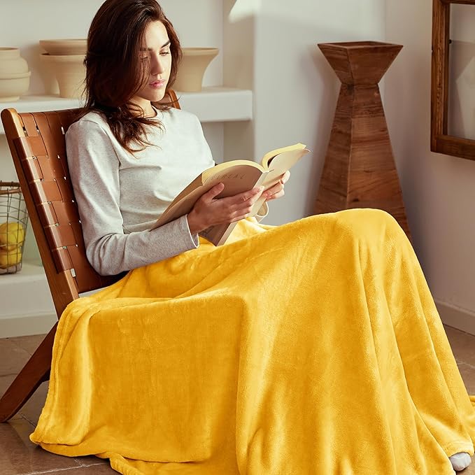 Exclusivo Mezcla Fleece Throw XL Blanket for Couch, Sofa, Super Soft and Warm Mustard Yellow Blankets, All Season, Cozy, Plush, Lightweight, 50x70 Inches