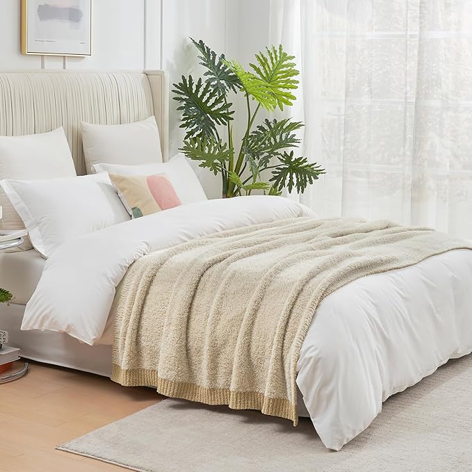 Amélie Home Knit Throw Blanket for Couch, Super Soft Fuzzy Cozy Throw, Giftable Knitted Blanket for Women Men, Birthday, Sofa Bed Living Room Decor, 60" x 80", Heather Beige