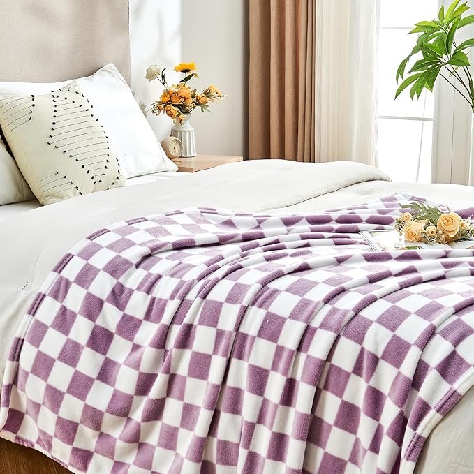 Checkered Blanket Flannel Throw Blankets Soft Cozy Checkered Grid Print Chessboard Gingham Pattern Throws for Bed Sofa Couch for All Seasons, 50x60 Inch, Purple