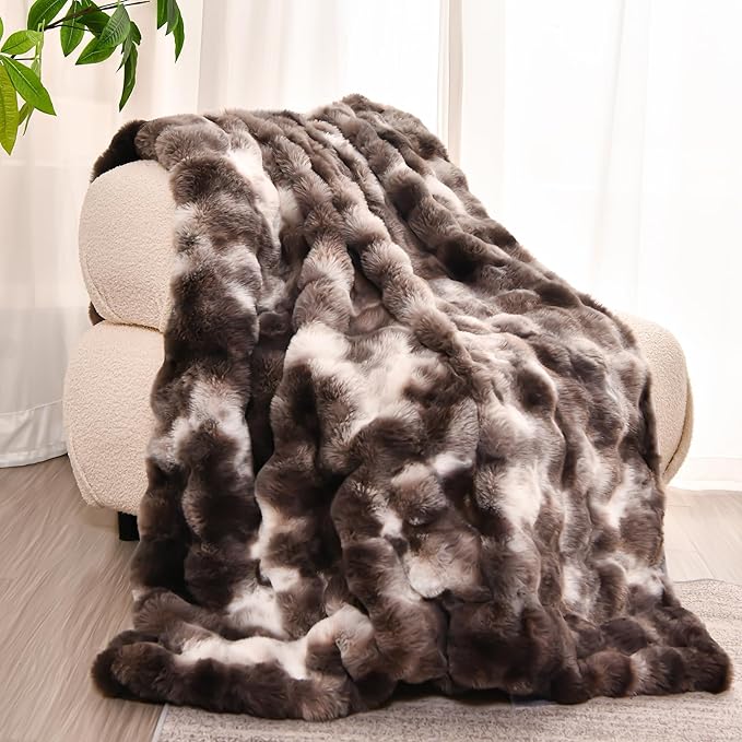H&D Faux Fur Throw Blanket for Couch,Fluffy Cozy Soft Plush Luxury Thick Fuzzy Fleece Blanket for Couch Bed Sofa Bedroom Living Room,Comfy Bubble Blanket
