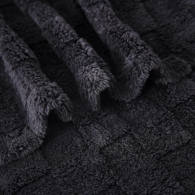 Black Fleece Throw Blanket 50”×70” for Couch Sofa Bed,Super Soft Cozy Plush Microfiber Flannel Blanket with 3D Checkered Design Lightweight for Adults,Woman,Girls