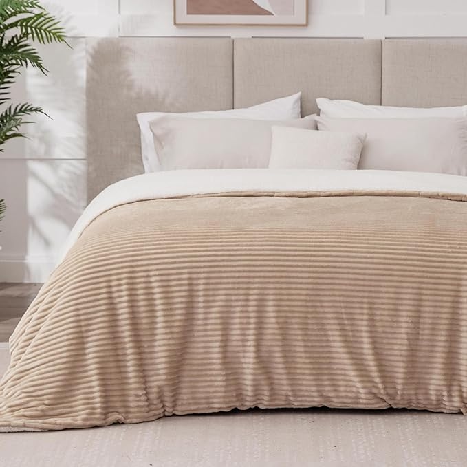 Sherpa Twin Blanket for Bed - Soft Cozy Fleece, Warm for Winter, Reversible for Sofa, Khaki, 60 x 80 Inches