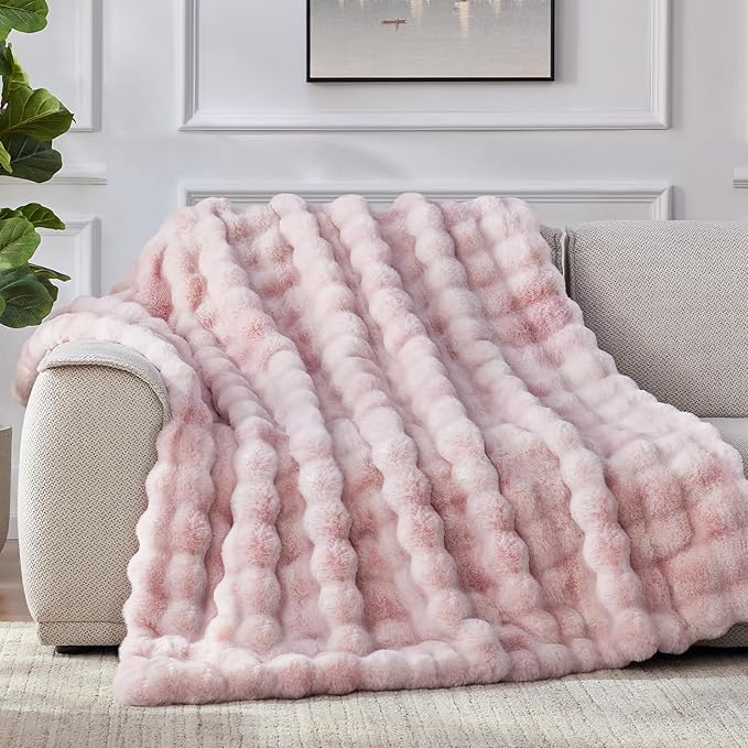 Faux Fur Throw Blanket, 1000GSM Fluffy Soft Bubble Blanket for Couch Bed, Cozy Plush Warm and Thick Blanket, Fuzzy Rabbit Throw for Living Room Bedroom 80''*90'' Pink