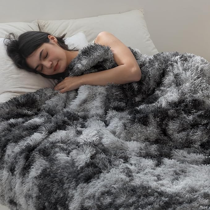COOVA Ultra Soft Faux Fur Twin Blanket – Fuzzy Fluffy Cozy Microfiber Blankets, Warm Thick Plush Sherpa Fleece Throw Blanket for Couch,Bed,Sofa,Ideal Gift for Women.(Tie Dye Grey, 60"x80")
