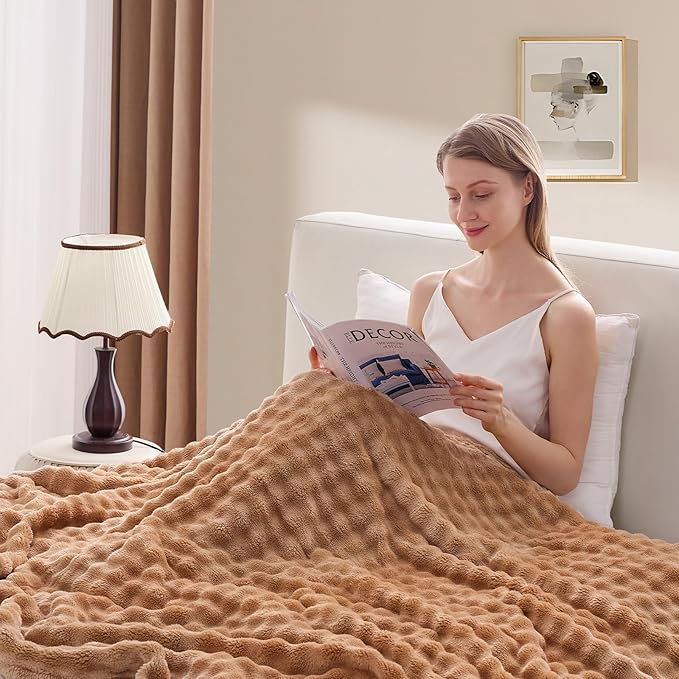 3D Bubble Plush Blanket Textured Fleece Throw Soft Warm Cozy Blanket Couch Bed Twin Brown 60x80 Inches