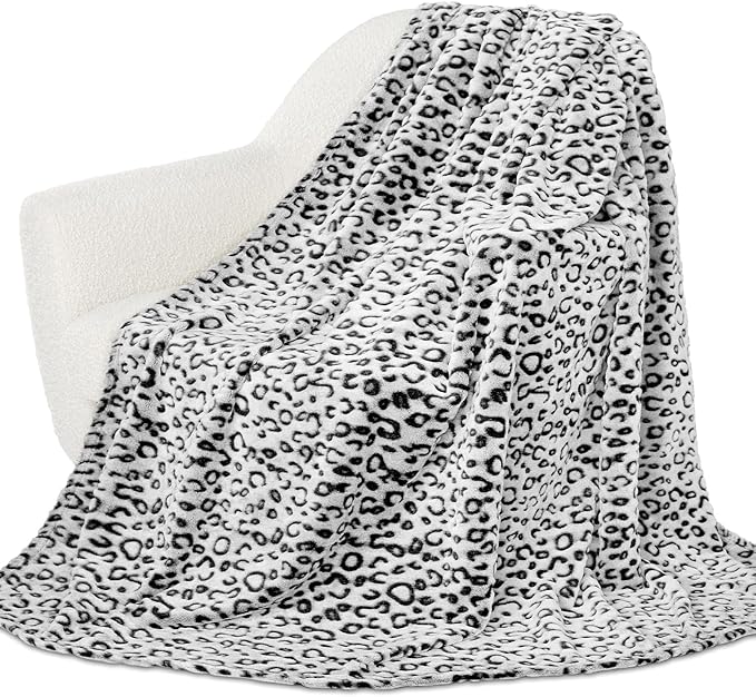 Black Small Throw Blanket for Kids, Soft Warm Cheetah/Leopard Print Fleece Throw Blanket for Boys Girls, Fuzzy Plush Bedding Room Decor for Car Seat Stroller Travel 40"x50"
