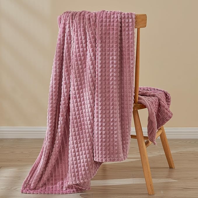 EMME Fleece Throw Blanket Luxury Flannel for Couch Bed Sofa Chair, Soft, Plush, Warm and Cozy Blanket with Geometric Grid Design (Purple, 60'' x 80'')