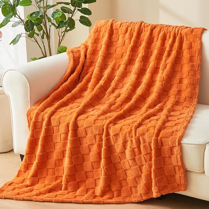 NEWCOSPLAY Super Soft Queen Blanket Orange Premium Silky Flannel Fleece 3D Checkered Lightweight Bed Blanket All Season Use (Orange Checkered, Queen(90"x90"))