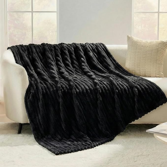 Black Fleece Throw Blanket for Couch, 320GSM Super Soft Cozy Blanket for Home Decor, Perfect Cozy Gifts for Women Men Gifts, Lightweight All Season Couch Blanket, 50x60 Inches