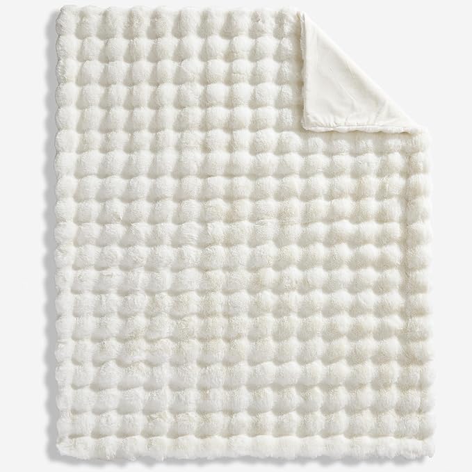 WDCOZY Luxury Ivory Bubble Throw Blanket, Cream White Faux Fur Mink Plush Throw for Couch, Sofa and Bed, Soft Fluffy Fuzzy Furry Cozy Blanket, Thick and Warm, 50x60 inches
