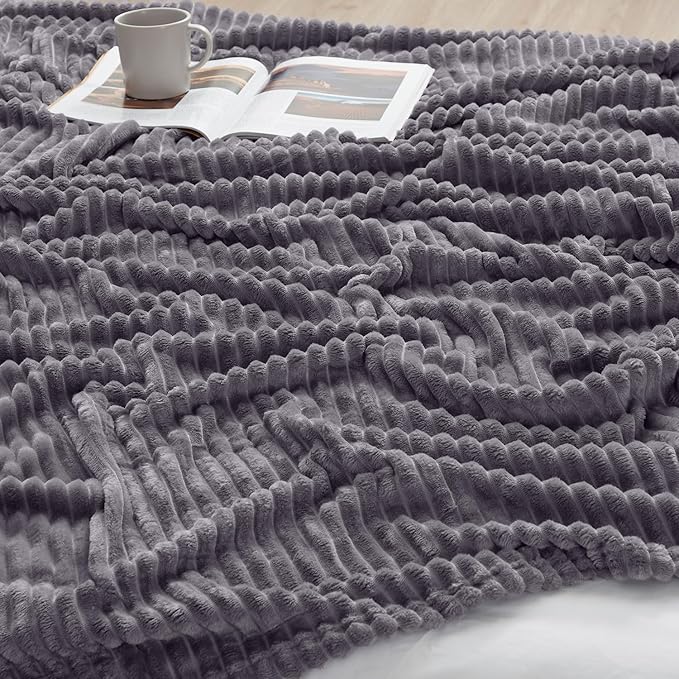 Nestl Purple Blanket Queen Size for Bed - Cozy Warm Fuzzy Blankets for Women, Plush Large Fleece Throws for Girls - Dusty Purple, 90 x 90 Inches