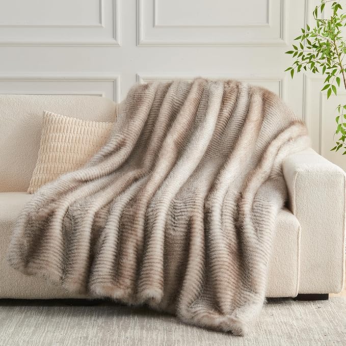 NEWCOSPLAY Faux Fur Twin Blanket Luxury Fluffy Thick Warm Blanket for Couch Sofa Bed 1000GSM (Stripe Light Grey Thick, Twin(60"x80"))