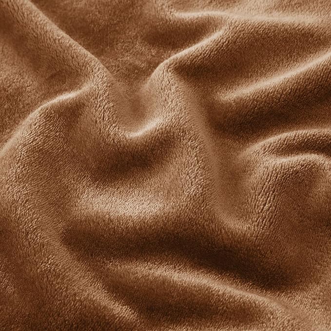 MOONLIGHT20015 Fleece Blanket - Super Soft Fuzzy Throw Blanket for Couch and Sofa - Lightweight Luxury 400 GSM Microfiber Fluffy Bed Blankets and Throws, 50 x 60 Inches (Throw/Travel, Camel)