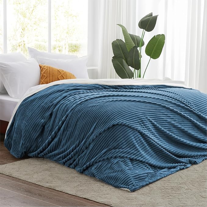 Sherpa Blankets King Size - Fleece King Size Blanket for Bed, Soft and Warm Throw Blanket for Winter, 108" x 90", Washed Blue