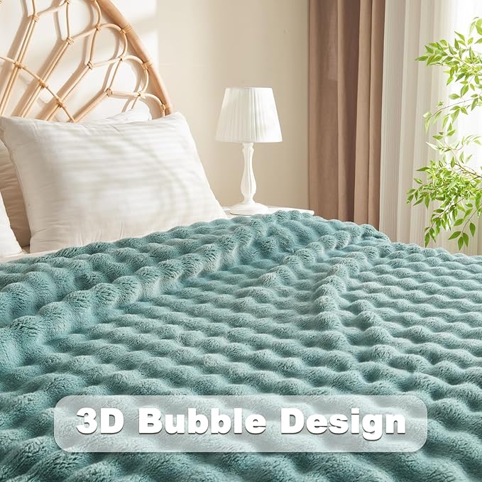 NEWCOSPLAY King Blanket for Couch Light Teal Super Soft Flannel Fleece 3D Bubble Lightweight Bed Blanket All Season Use (Light Teal, King(90"x110"))