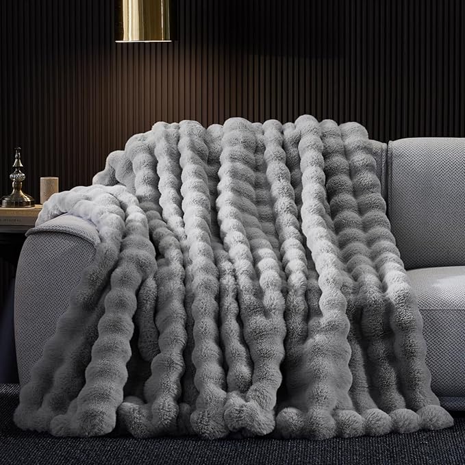 Faux Fur Throw Blanket, 1000GSM Fluffy Soft Bubble Blanket for Couch Bed, Cozy Plush Warm and Thick Blanket, Fuzzy Rabbit Throw for Living Room Bedroom 60''*80'' Light Grey