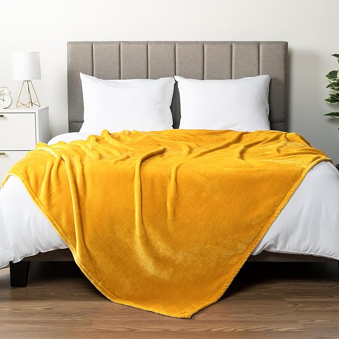 PAVILIA Mustard Yellow Fleece Throw Blanket for Couch Twin Size, Gold Super Soft Fuzzy Flannel Throw for Sofa, Luxury Plush Microfiber Blanket Twin Bed, Home Decorative Velvet Gift Blanket, 60x80